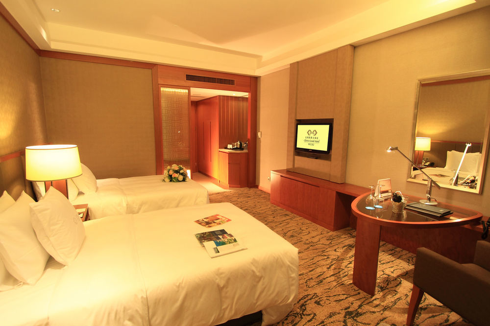 Gloria Grand Hotel Wuxi Wuxi  Esterno foto