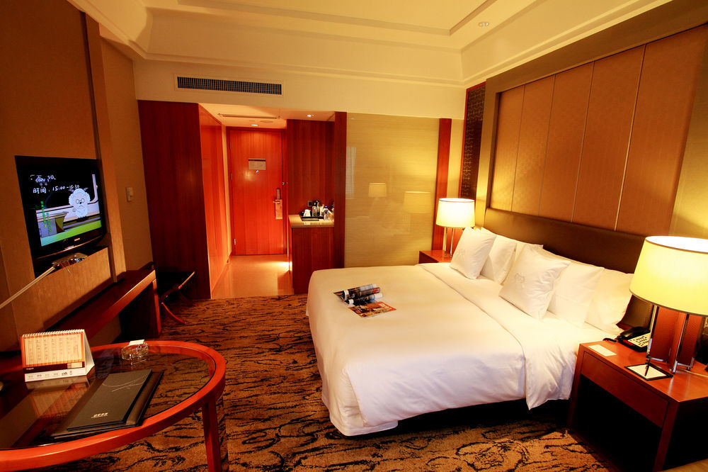 Gloria Grand Hotel Wuxi Wuxi  Esterno foto